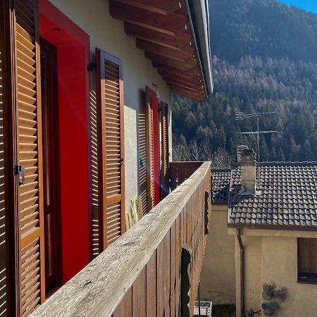 Mansarda Corno D'Aola Apartamento Ponte Di Legno Exterior foto